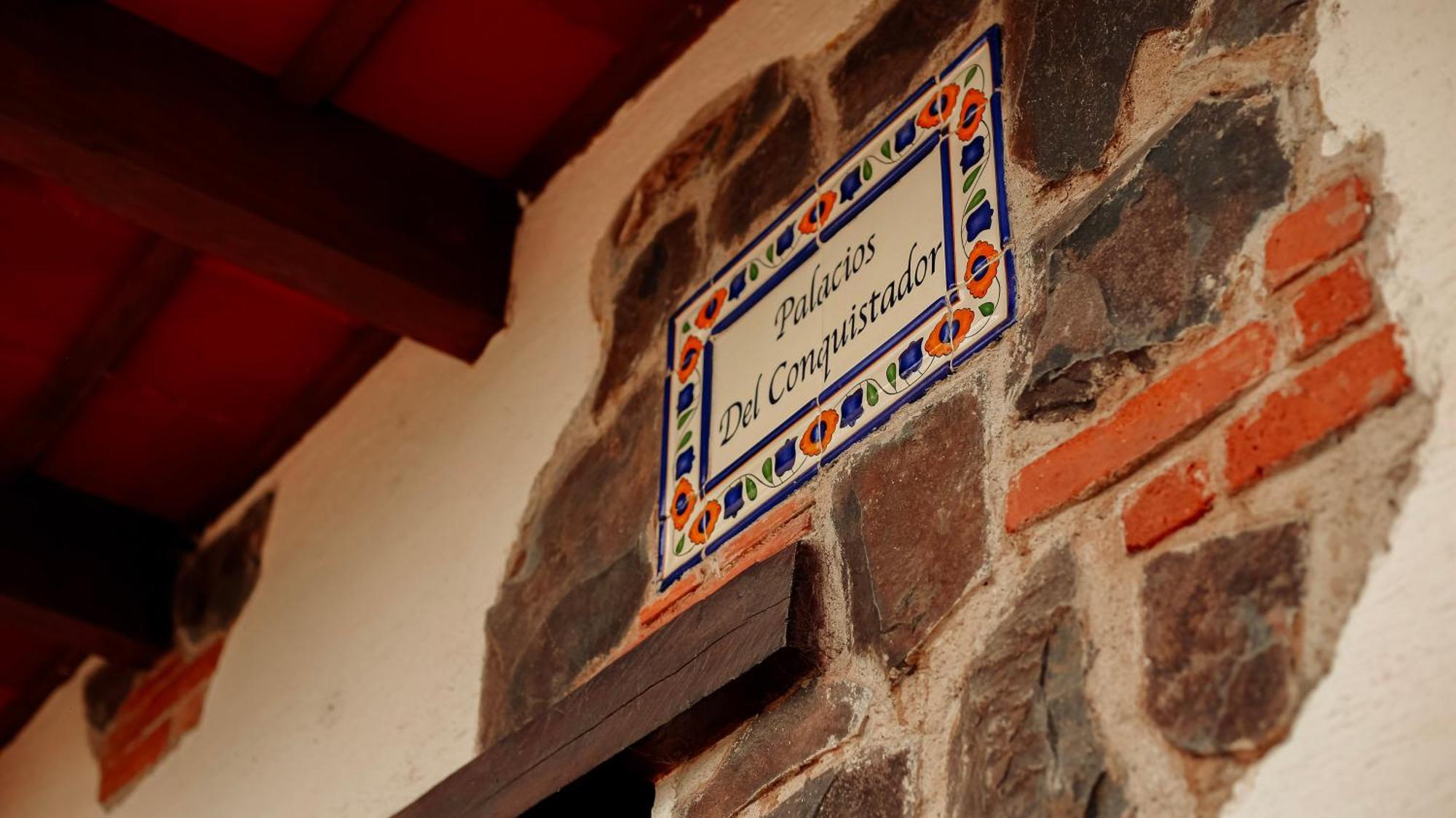 Palacio Del Conquistador San Cristóbal El Bajo Esterno foto
